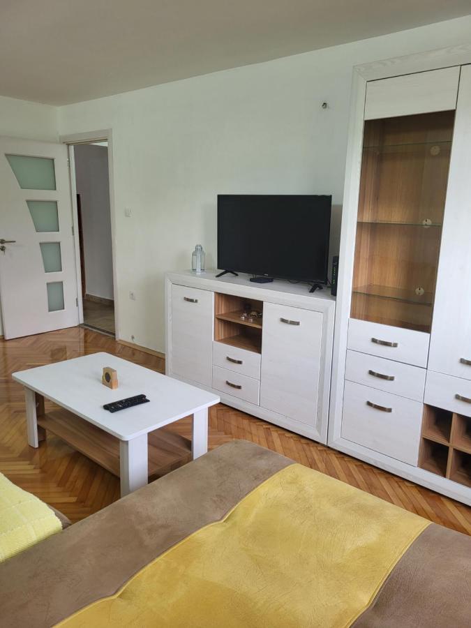 Apartment Novi Central تْشيرسيك نوفي المظهر الخارجي الصورة
