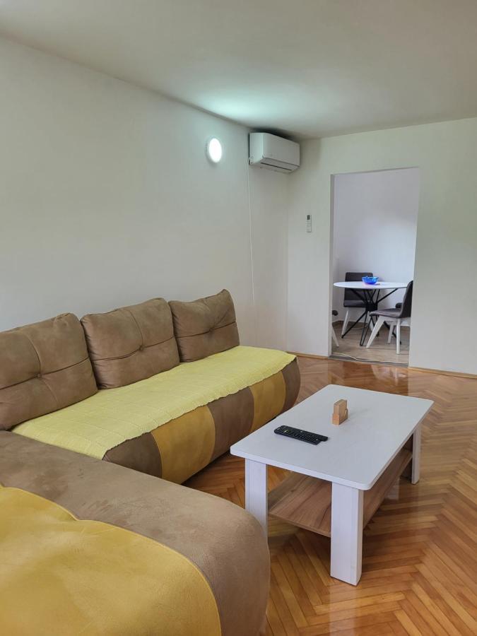 Apartment Novi Central تْشيرسيك نوفي المظهر الخارجي الصورة
